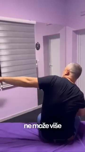 Pre tretmana: Ruka koja ne ide do kraja